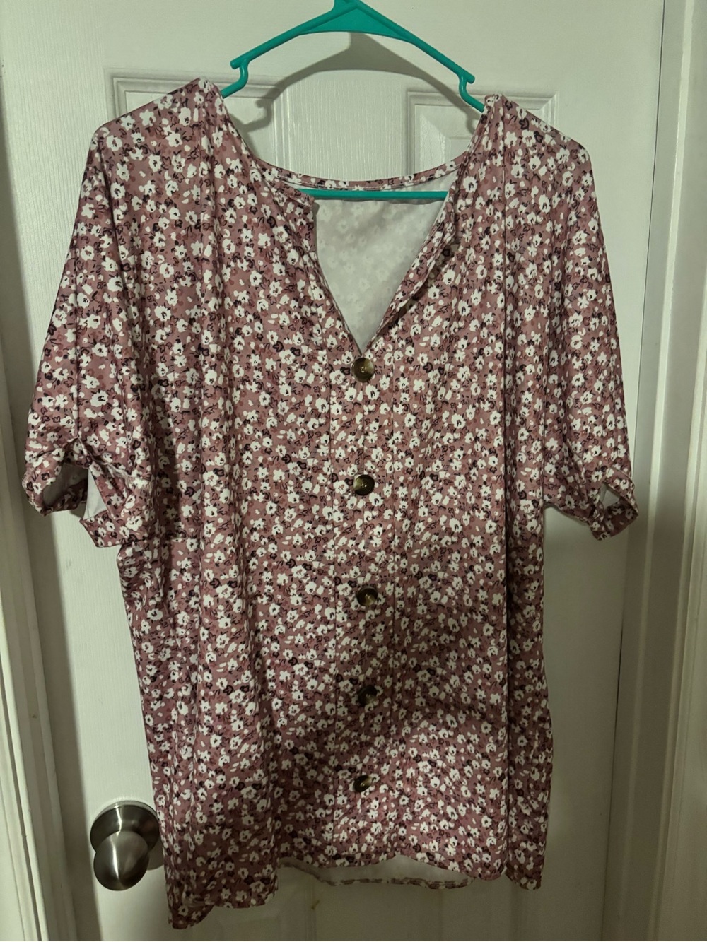 SHEIN Mauve Floral Button-Front Blouse